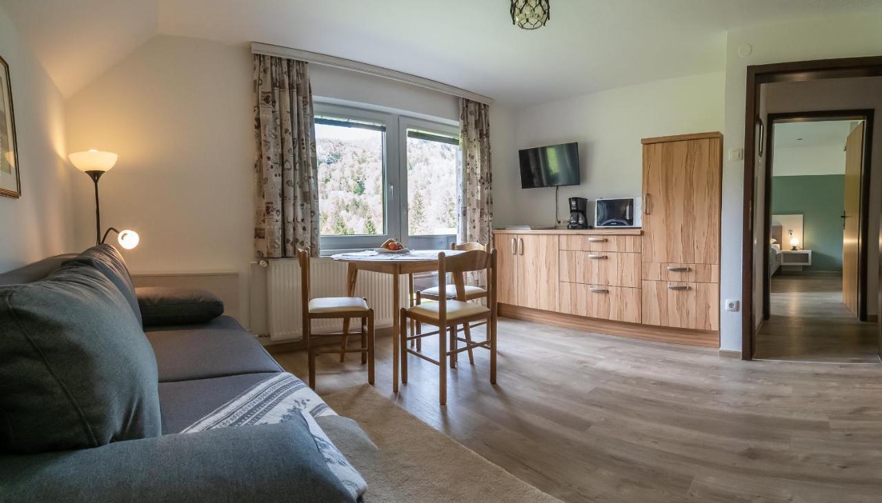 Apartment Sporar Бохінь Екстер'єр фото